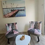 Le Petit Ecureuil Jardin Terrasse Feriehus