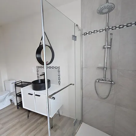 Prázdninový dům Le Petit Ecureuil Jardin Terrasse *