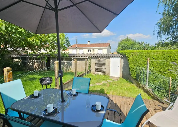 Le Petit Ecureuil Jardin Terrasse *